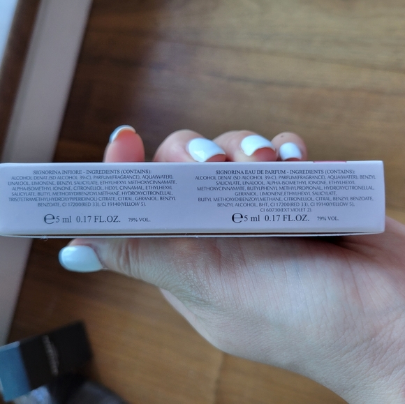 Salvatore Ferragamo Signorina set - Picture 5 of 5